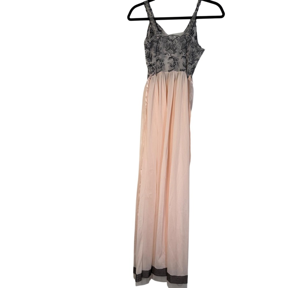 VRG Rogers Run-proof Peach Black Floral Lace Nightgown Robe Set Size 32 Maxi - Picture 4 of 9